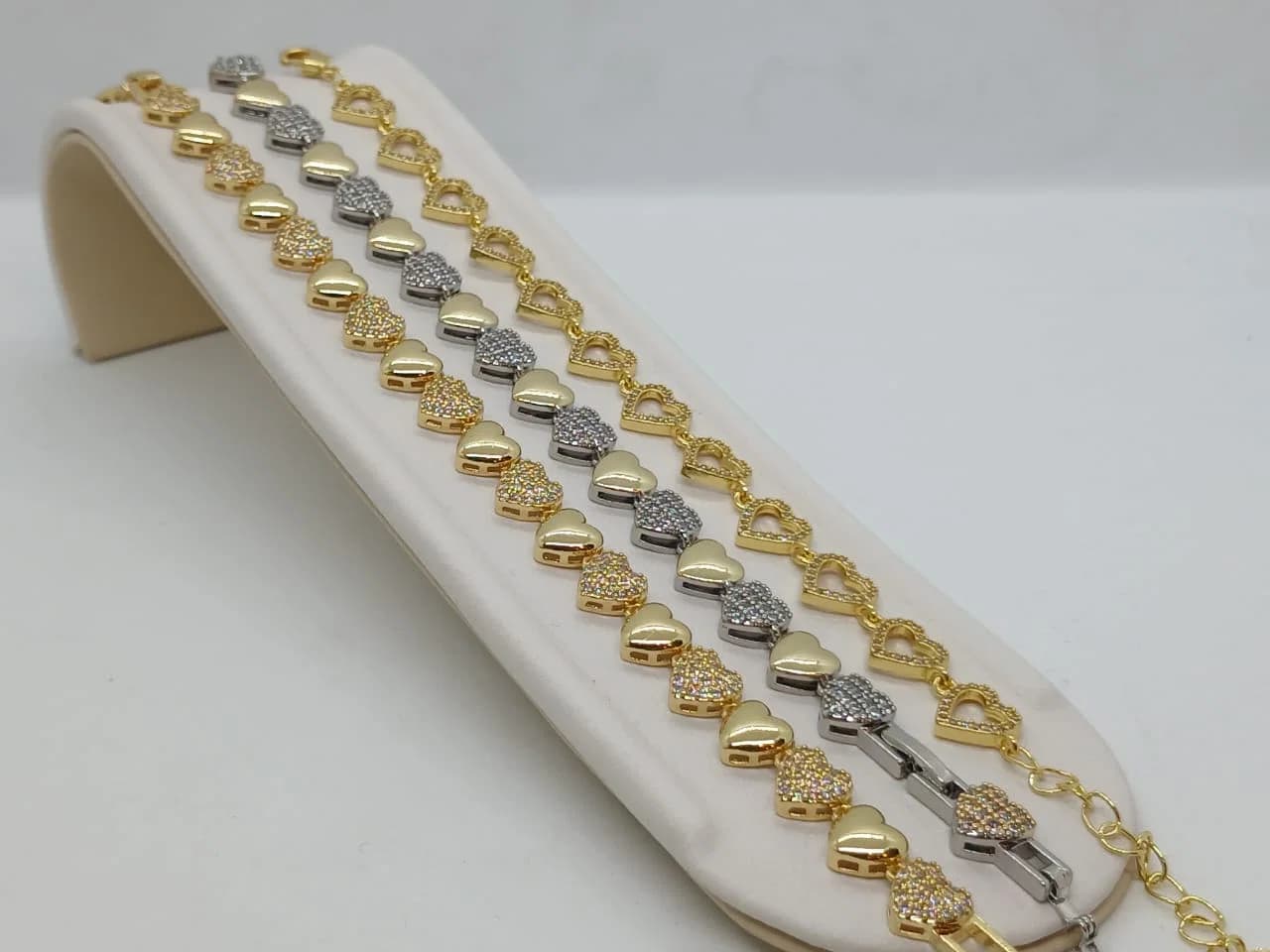 Pulseras de Corazones - Eterna Pasión - B.F. ADAMS Bisutería Fina
