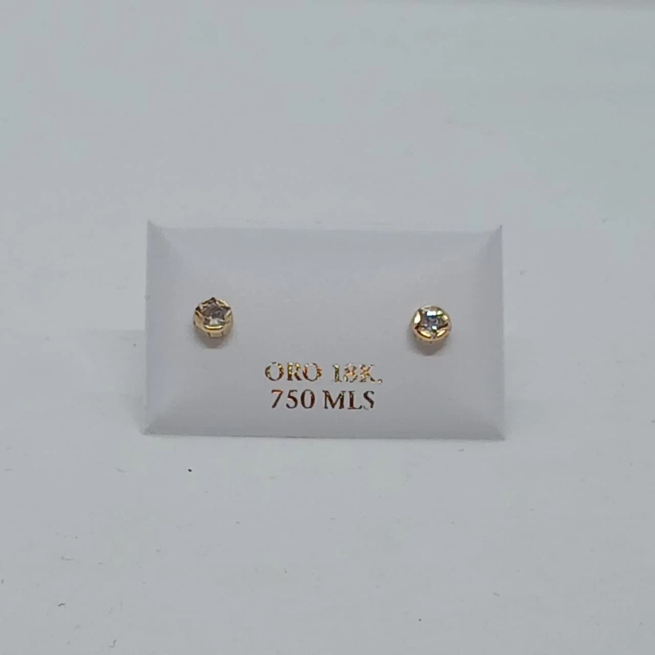 Zarcillos Abridores Estrella Solitario Redondo 18K - B.F. ADAMS Bisutería Fina